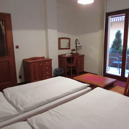 Ξενοδοχείο Pegas 4*